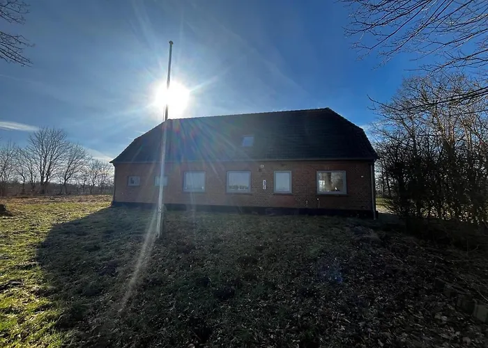 Large Vacation For 12 People Nyaraló Løgumkloster