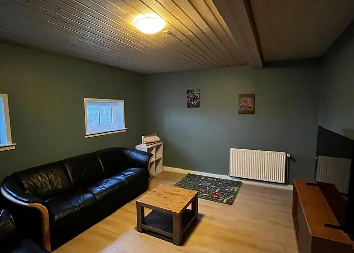 Large Vacation For 12 People *